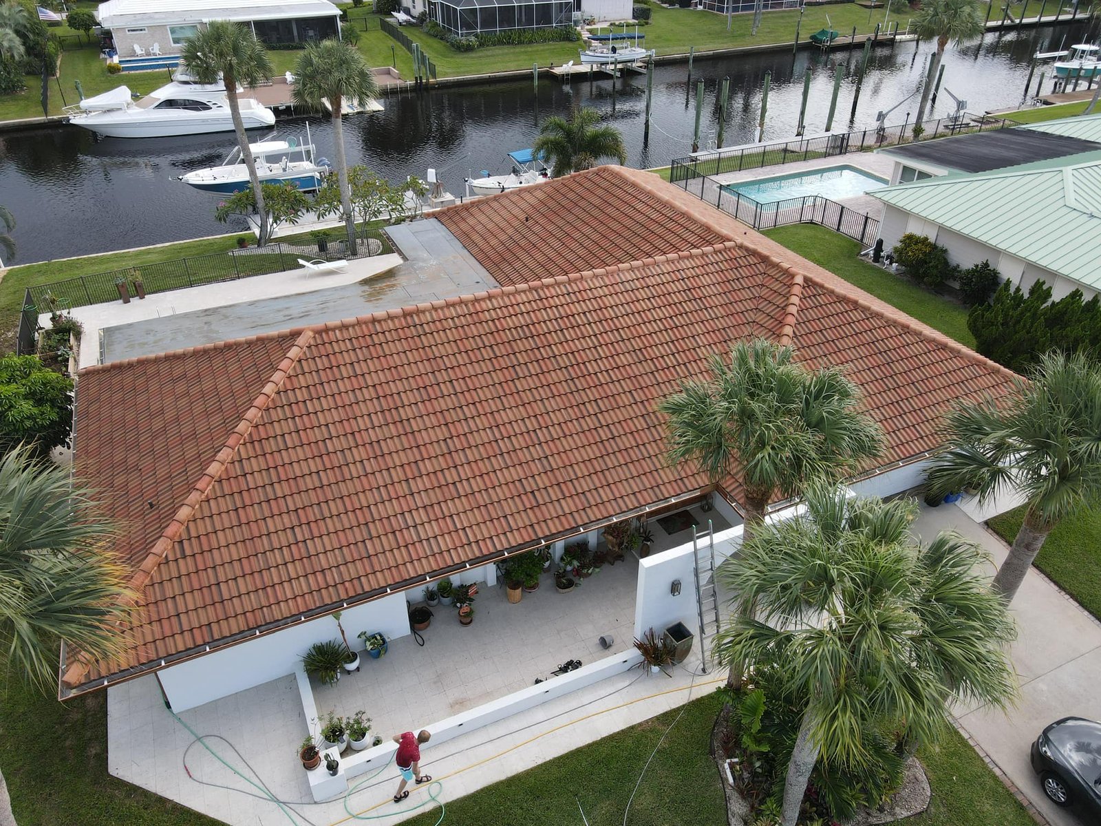 Palm-City-roof-washing-near-me