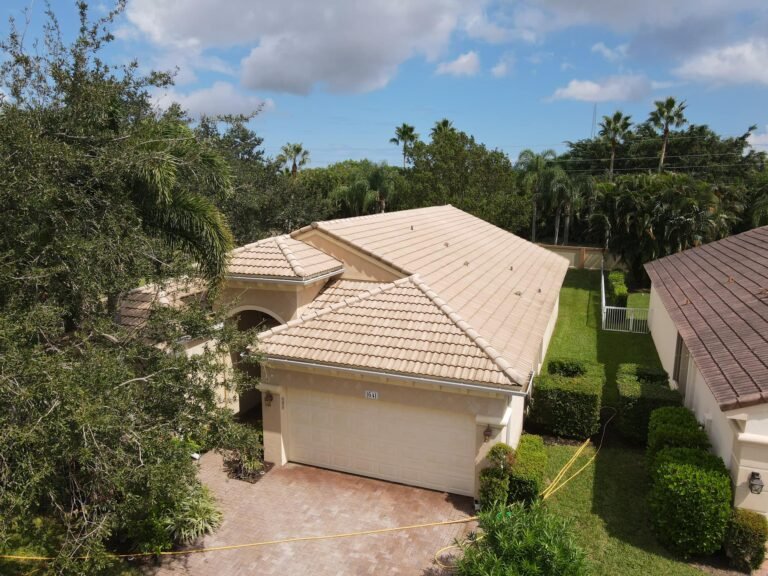 roof-cleaning-Palm-City-FL