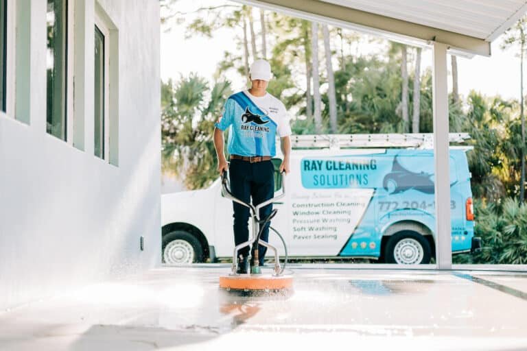 Ray Cleaning Team